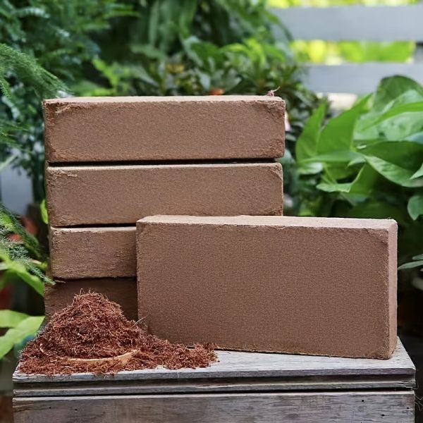 compressed coconut coir fiber blocks easy to expand, low ec & balanced ph, floating grow medium for vegetables, herbs, flowering plants, coconut fiber for plants, vegetable gardening, beachthemed decor, material