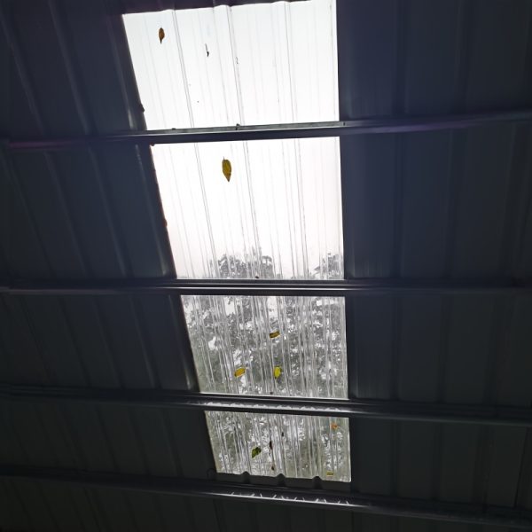 10pcs wavy polycarbonate plastic curved transparent roof panels, easy to install transparent polycarbonate roof panels suitable for greenhouses and warehouses